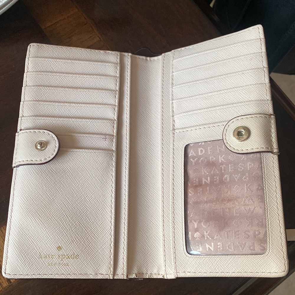 Kate Spade Wallet - Picture 2 of 6
